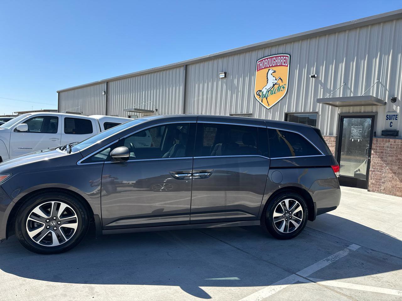 Used 2015 Honda Odyssey Touring Elite image 13