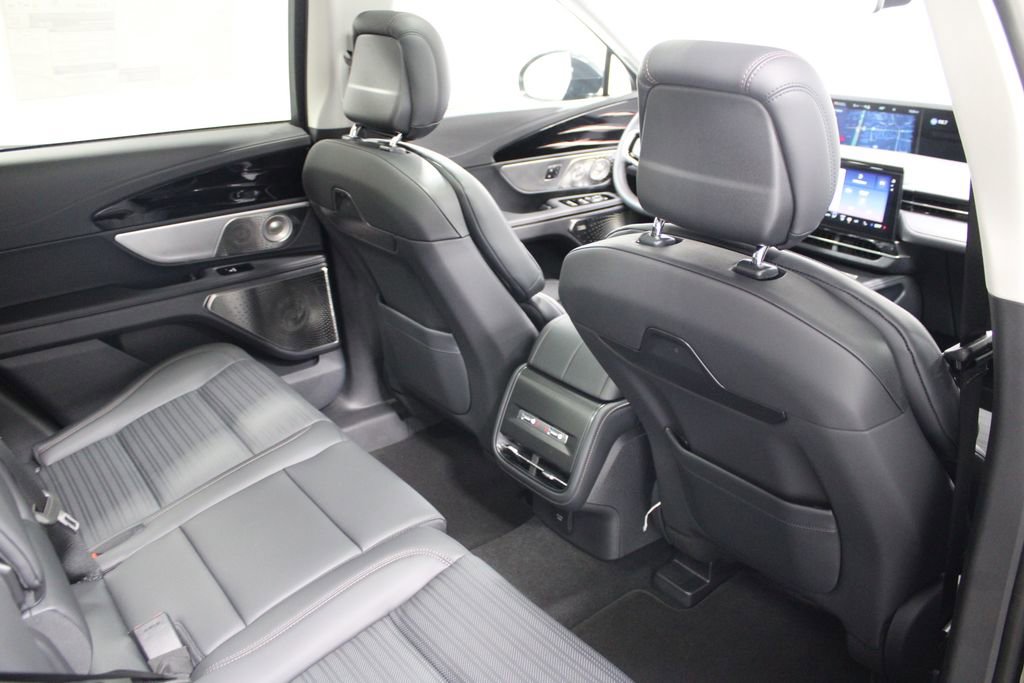 New 2026 Lincoln Nautilus Reserve image 32