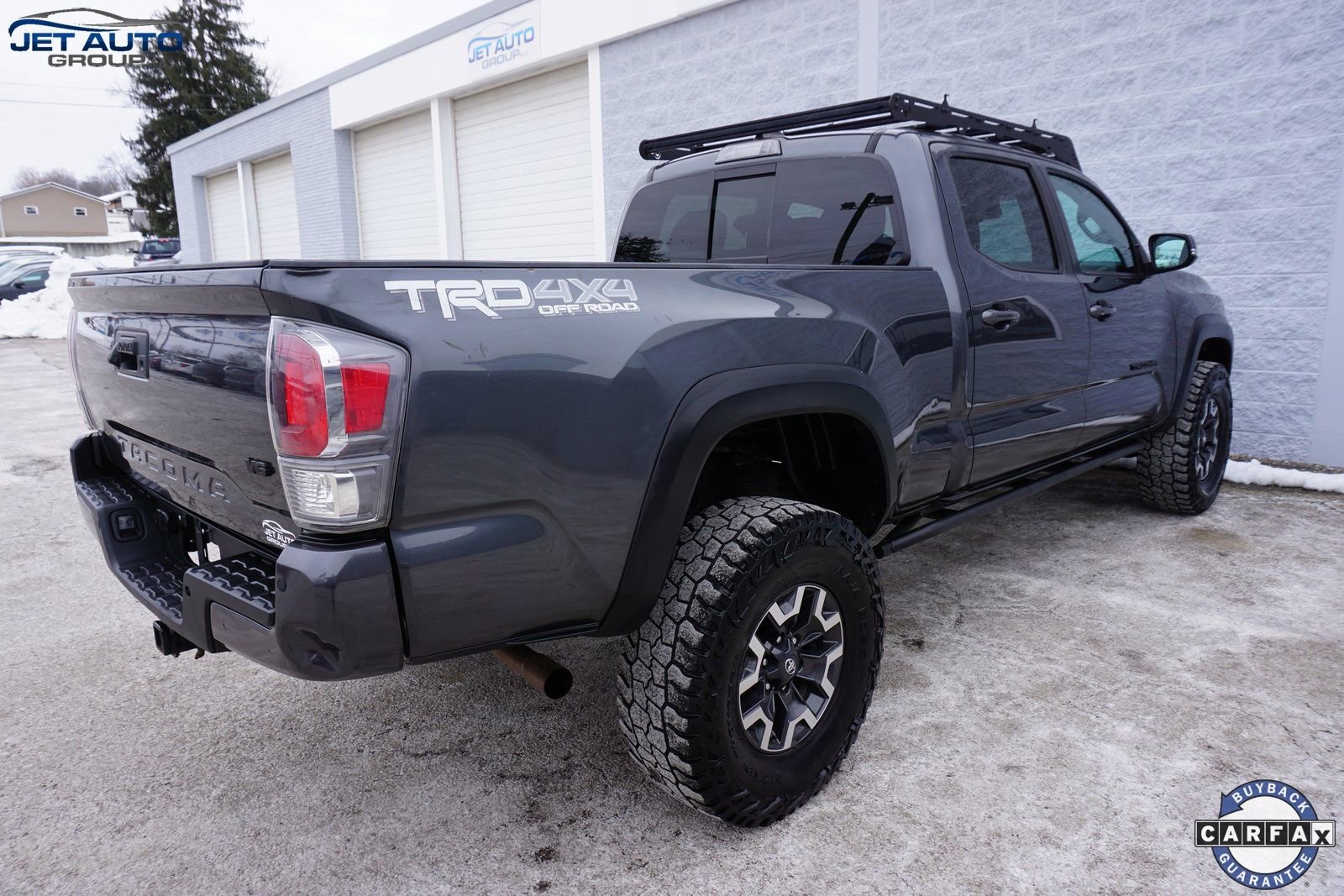 Used 2021 Toyota Tacoma TRD Off-Road w/ Technology Package image 10