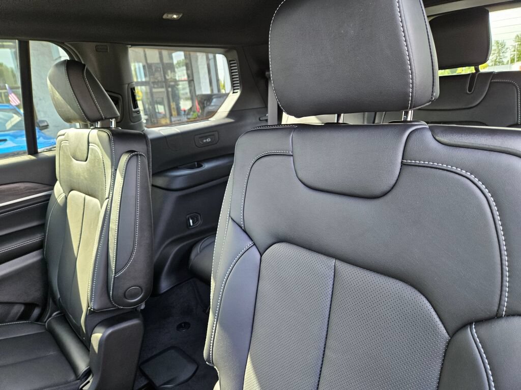 New 2026 Jeep Grand Cherokee L Limited AWD/4WD image 15
