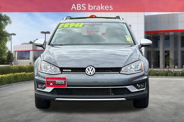 Used 2017 Volkswagen Golf Alltrack SE AWD/4WD image 12
