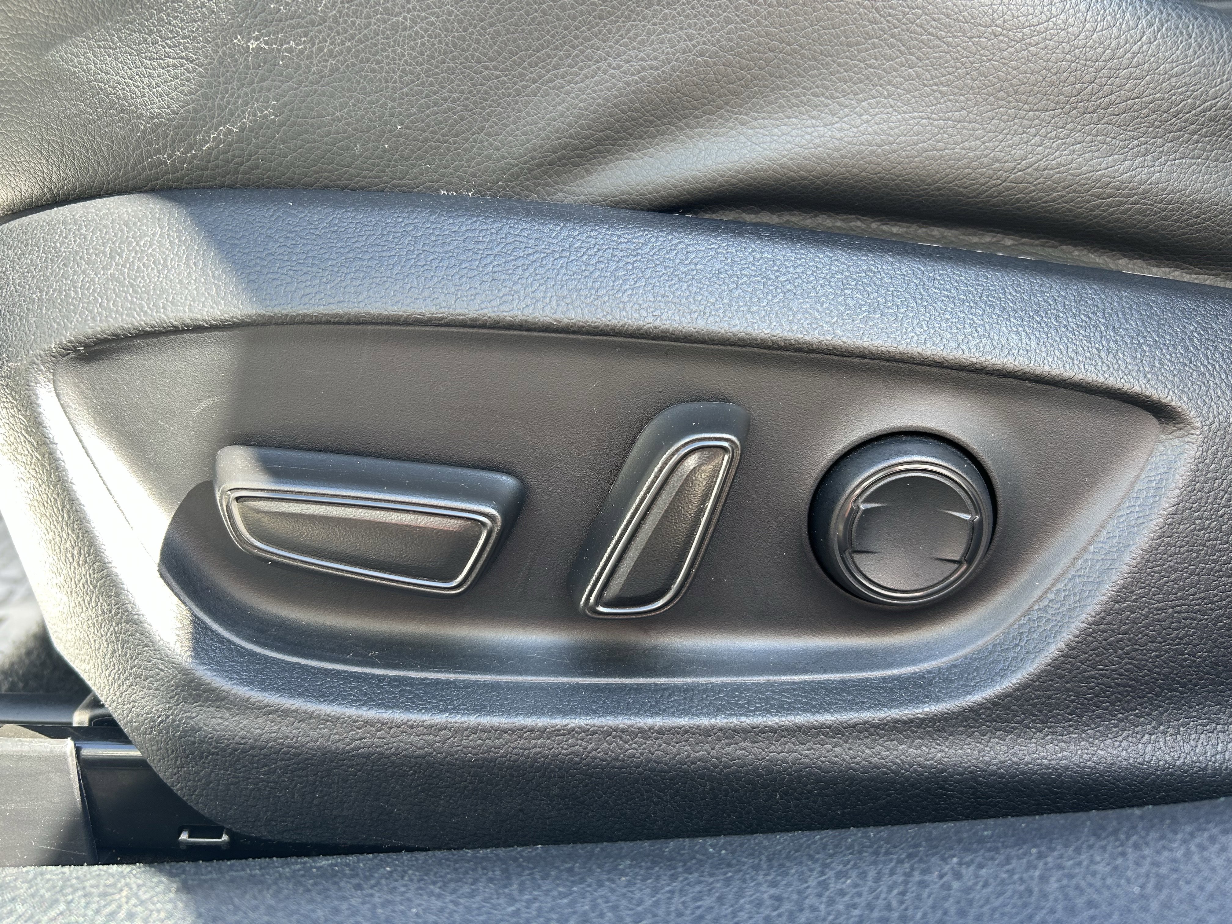 Certified 2024 Toyota Camry SE w/ Cold Weather Package image 14