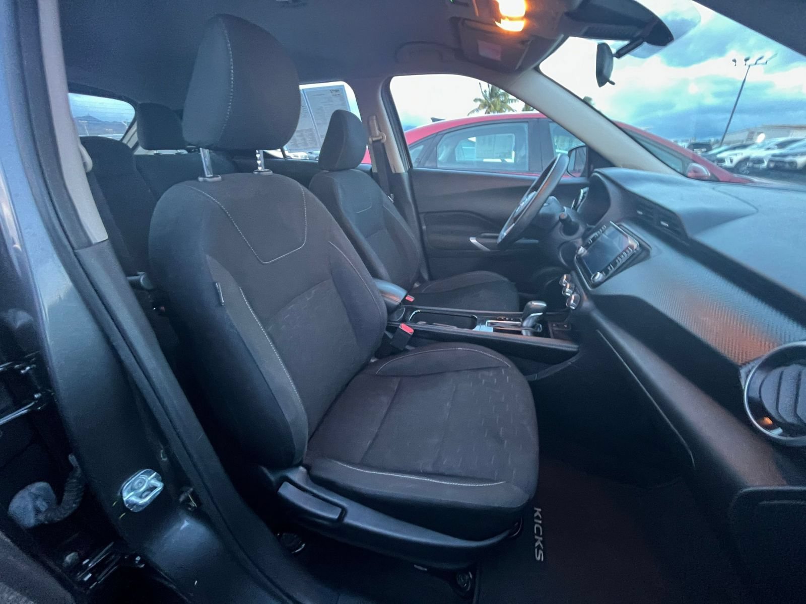 Used 2024 Nissan Kicks SV FWD image 31