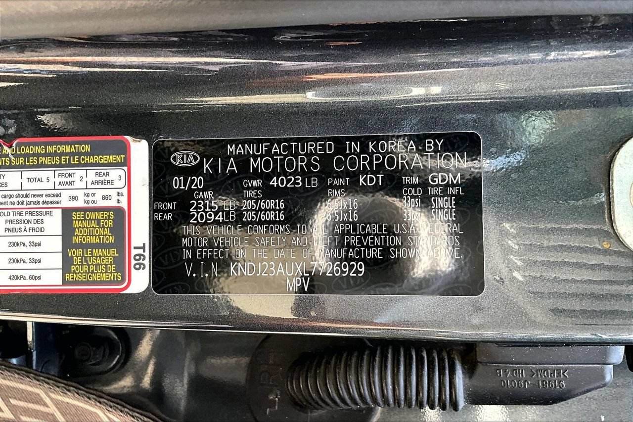 Used 2020 Kia Soul LX FWD image 16