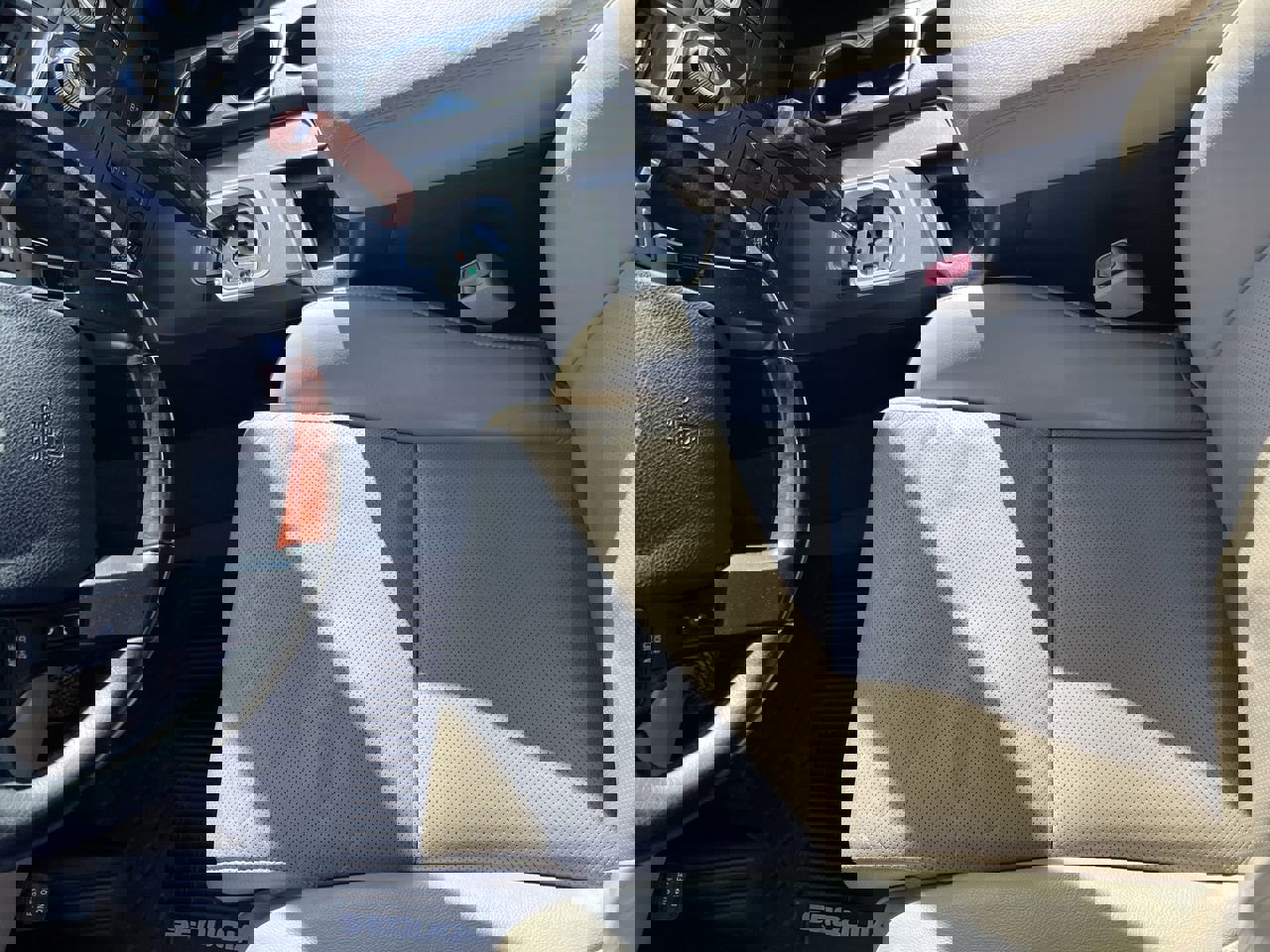 Used 2020 Toyota Sequoia Platinum image 16