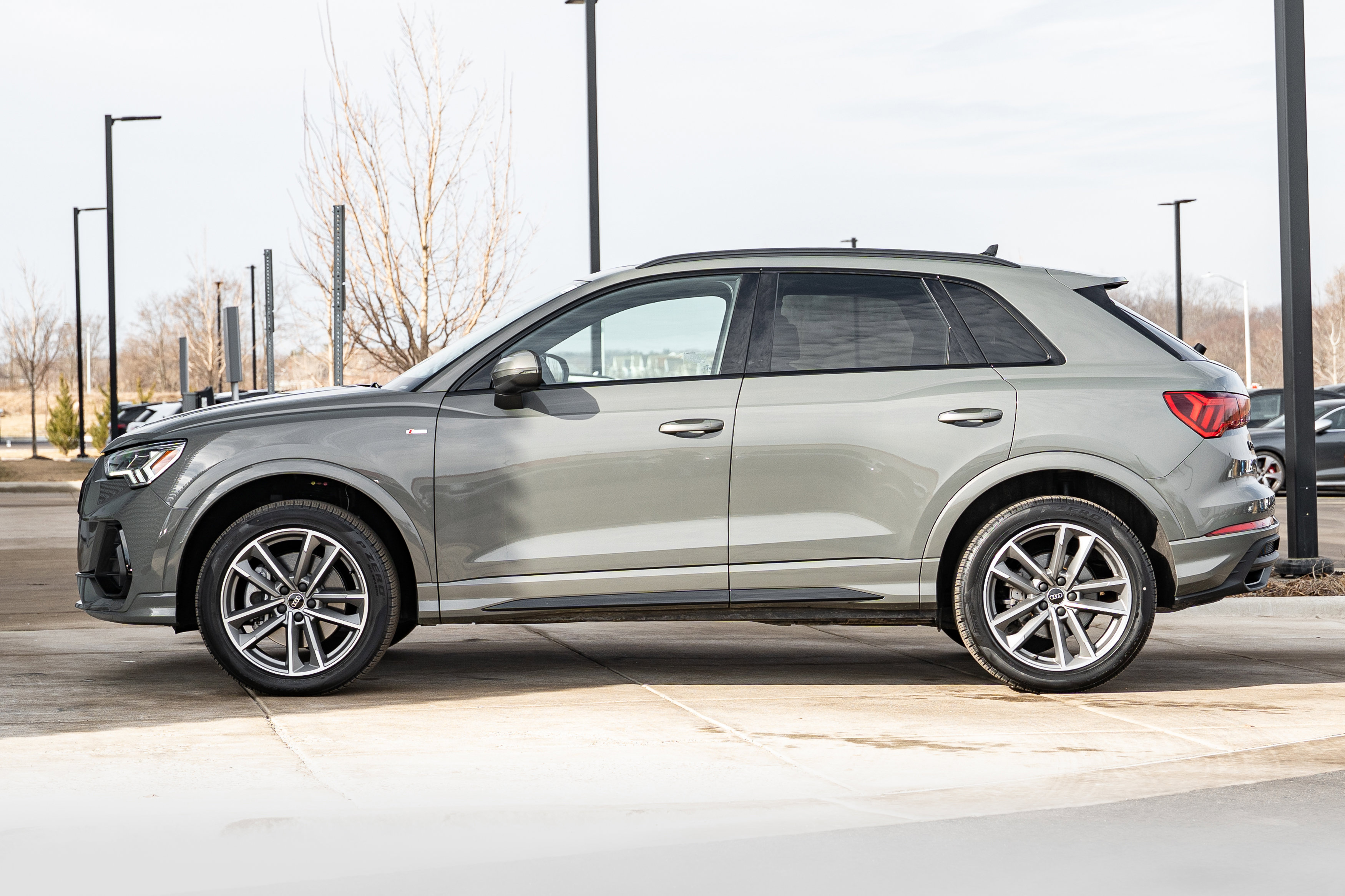 Certified 2025 Audi Q3 2.0T Premium w/ Convenience Package image 6