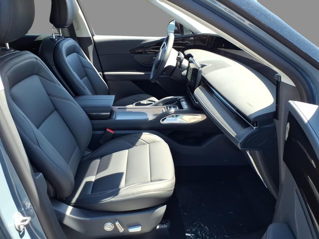 New 2026 Lincoln Nautilus Premier image 13