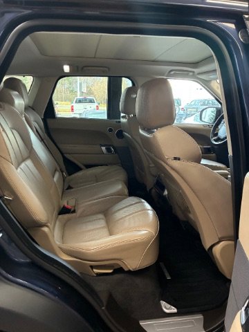 Used 2017 Land Rover Range Rover Sport HSE image 35