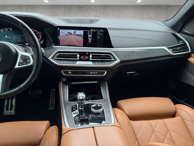 Used 2023 BMW X5 xDrive40i w/ Executive Package image 3