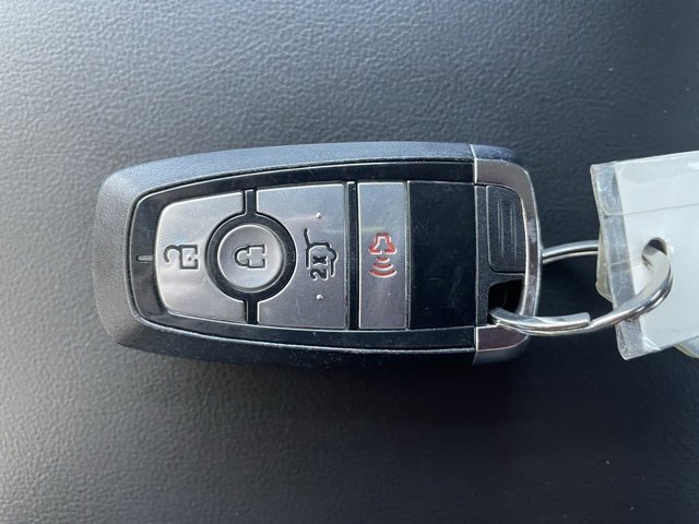 Used 2024 Ford Explorer XLT image 30