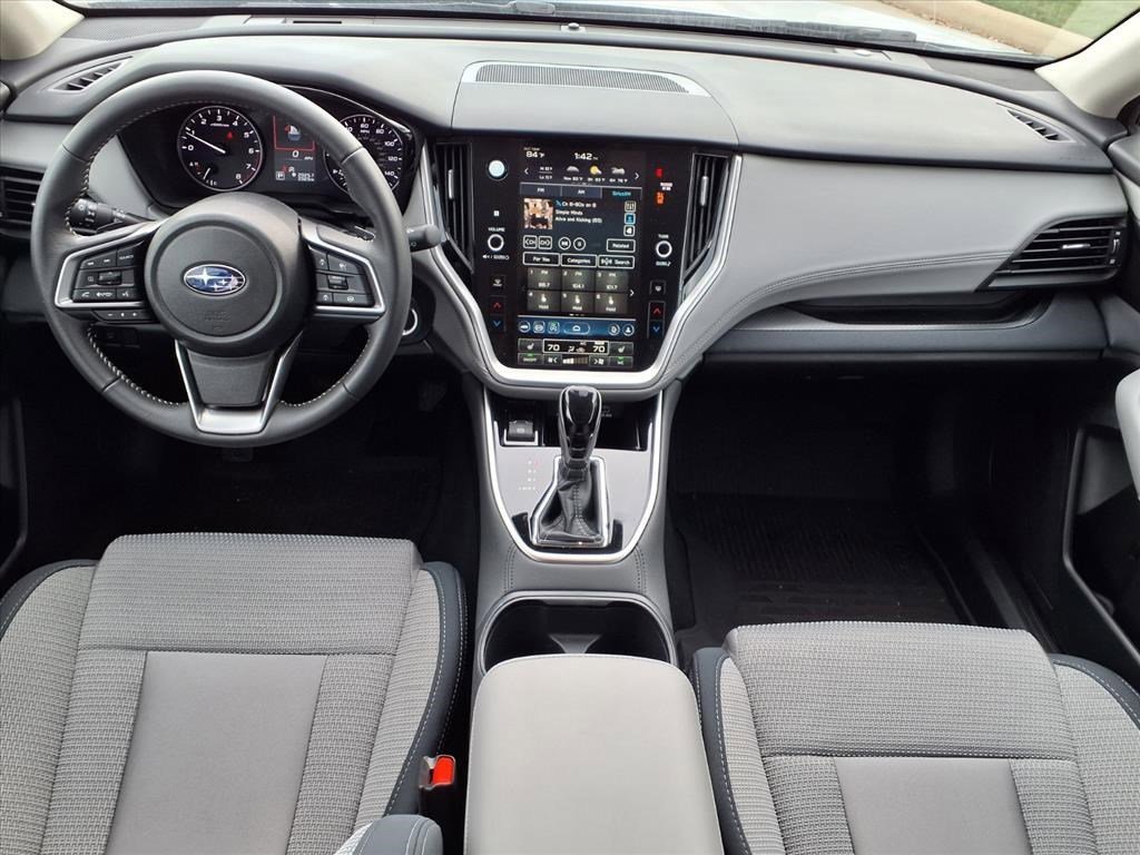 Used 2025 Subaru Outback Premium w/ Popular Package #1A image 4