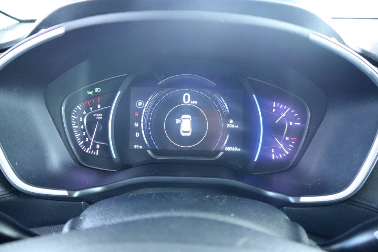 Used 2020 Hyundai Santa Fe SEL FWD image 22