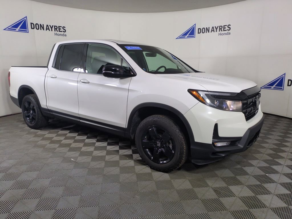 Certified 2024 Honda Ridgeline Black Edition image 11