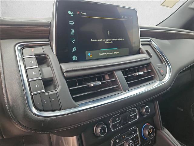 Used 2022 Chevrolet Suburban Z71 w/ Luxury Package AWD/4WD image 14