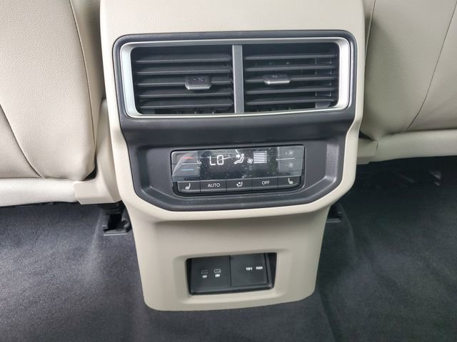 New 2026 Volkswagen Atlas SEL Premium R-Line image 16