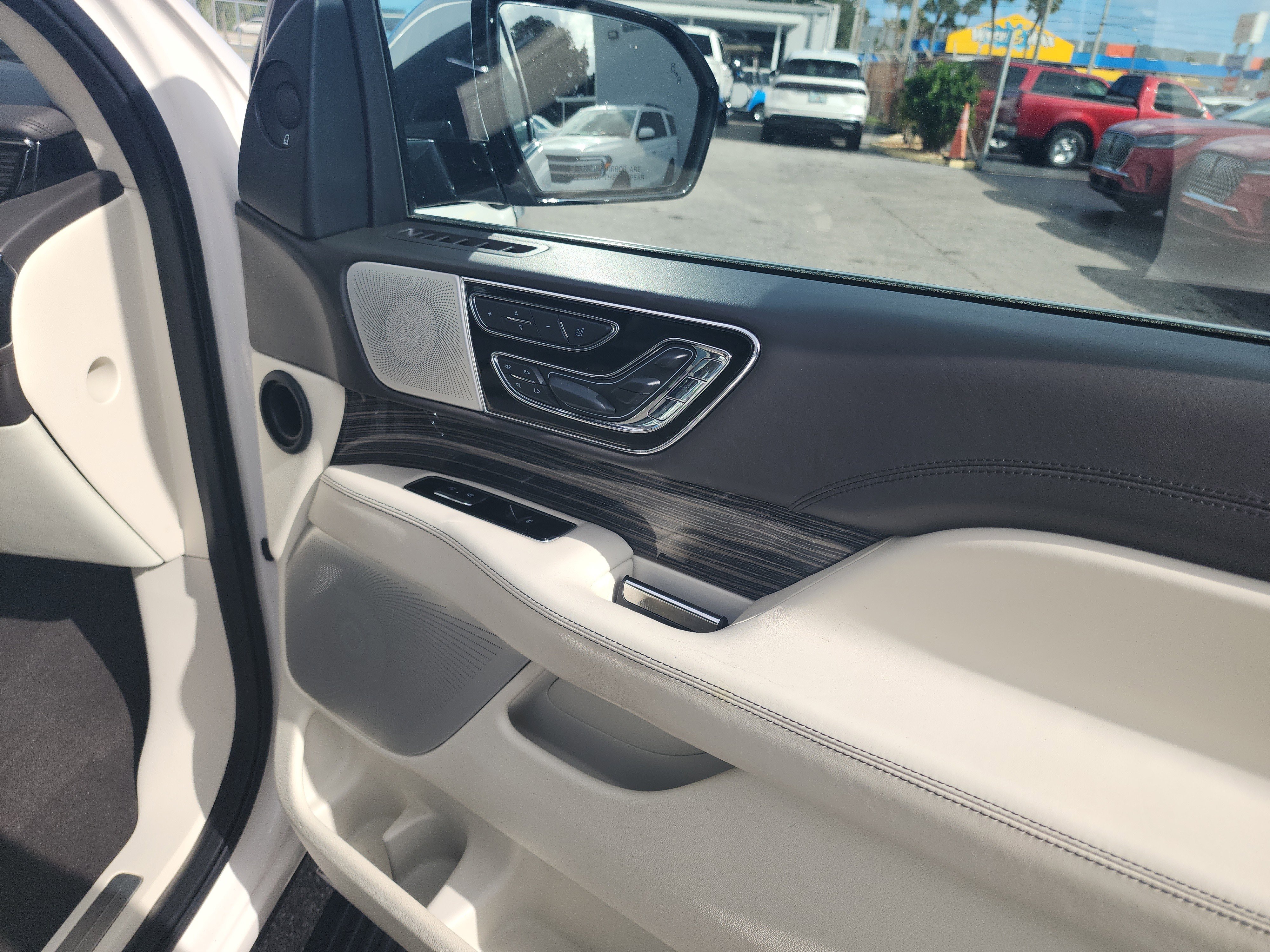 Used 2019 Lincoln Navigator L Black Label image 25