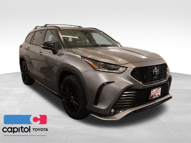 Certified 2026 Toyota Highlander XSE AWD/4WD image 1