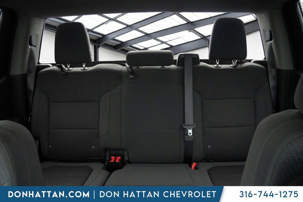 Used 2020 Chevrolet Silverado 1500 Custom w/ Custom Value Package RWD image 15