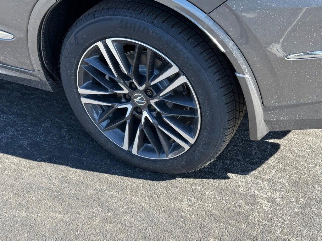 Certified 2026 Acura MDX SH-AWD w/ Advance Package image 5
