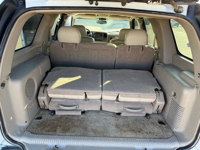 Used 2001 Chevrolet Tahoe LT w/ LT Preferred Equipment Group AWD/4WD image 18