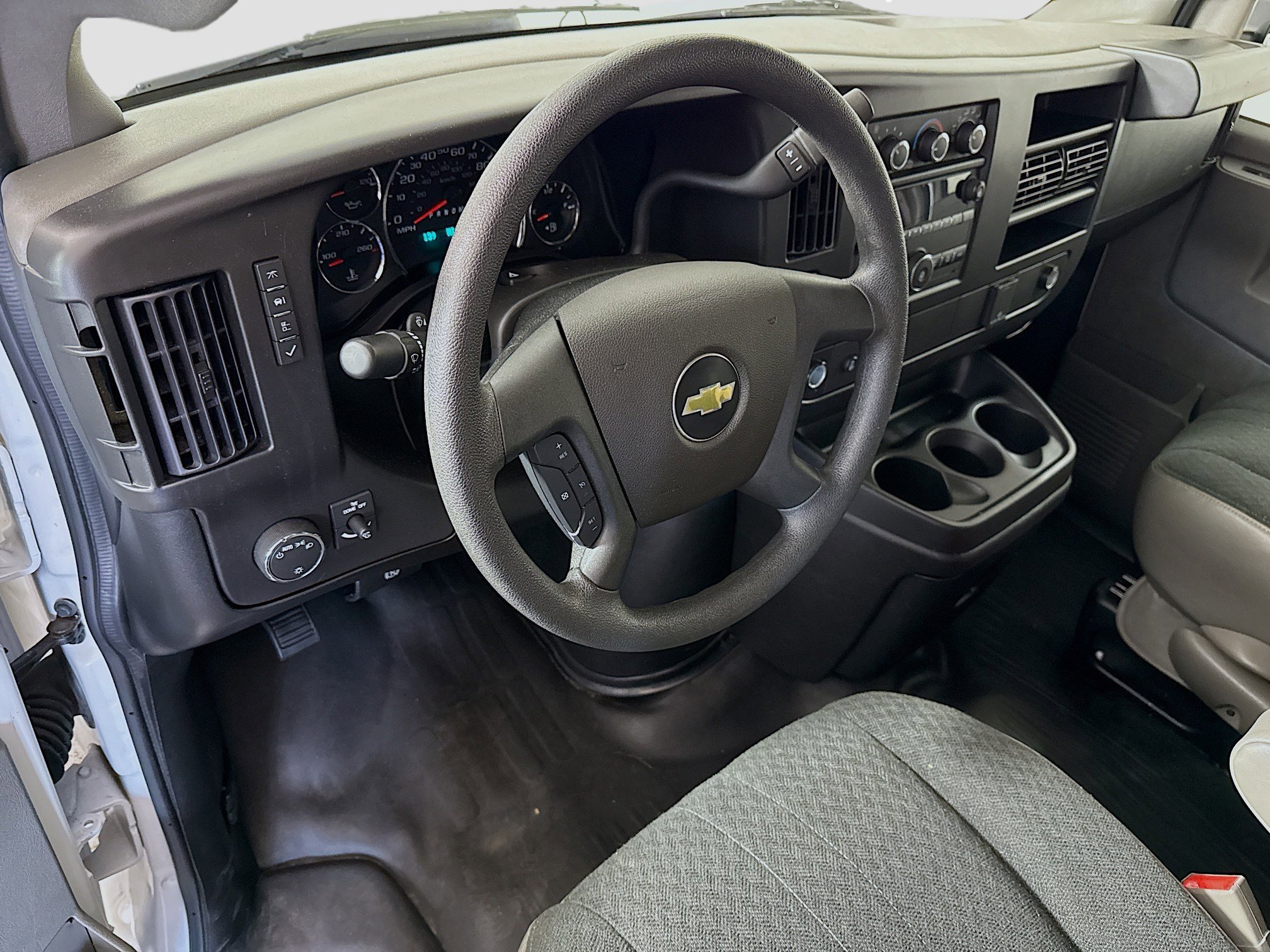 Used 2023 Chevrolet Express 2500 w/ Driver Convenience Package image 20