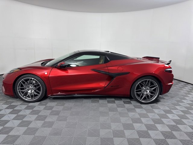 Used 2024 Chevrolet Corvette Z06 w/ Battery Protection Package image 6
