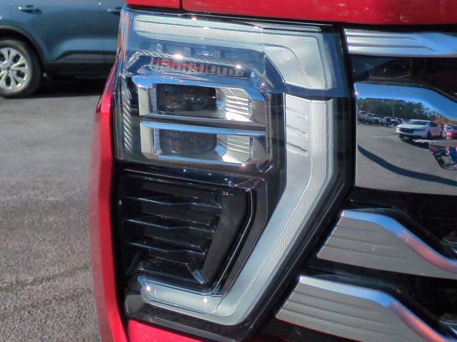 Used 2025 Chevrolet Silverado 2500 High Country w/ Technology Package AWD/4WD image 12