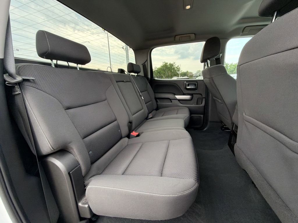 Used 2018 Chevrolet Silverado 1500 LT w/ All Star Edition AWD/4WD image 12