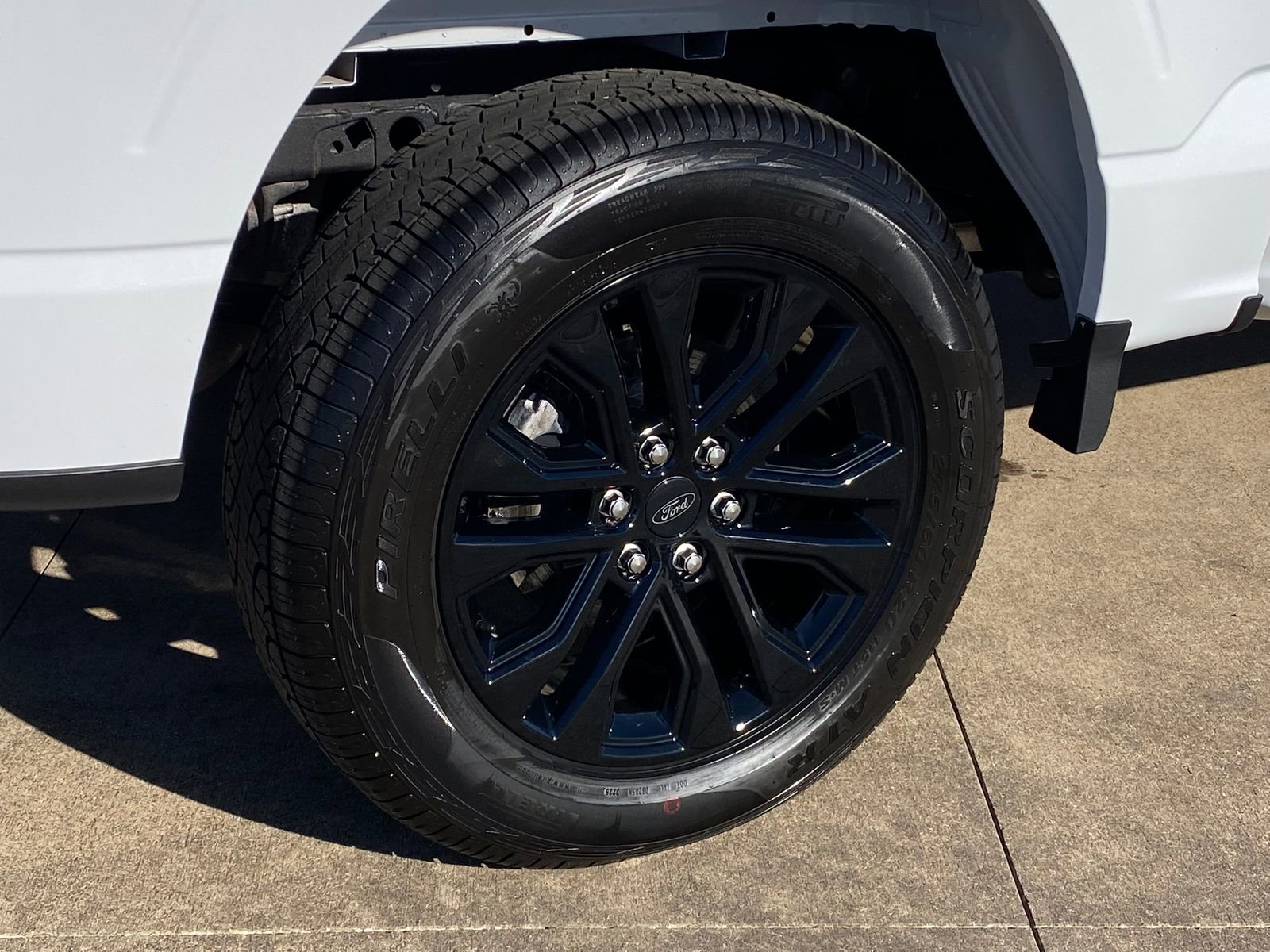 Used 2023 Ford F150 XLT image 8