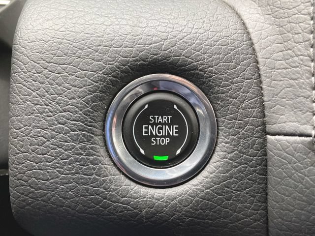 Used 2023 GMC Yukon Denali AWD/4WD image 16