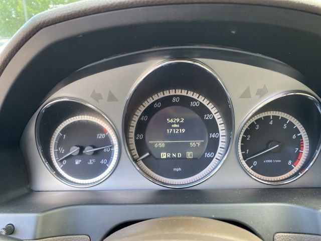 Used 2011 Mercedes-Benz C 300 4MATIC Sedan image 10