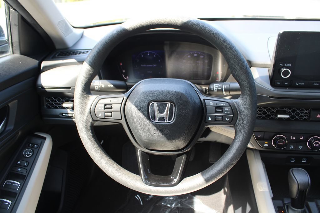 Used 2024 Honda Accord EX image 17