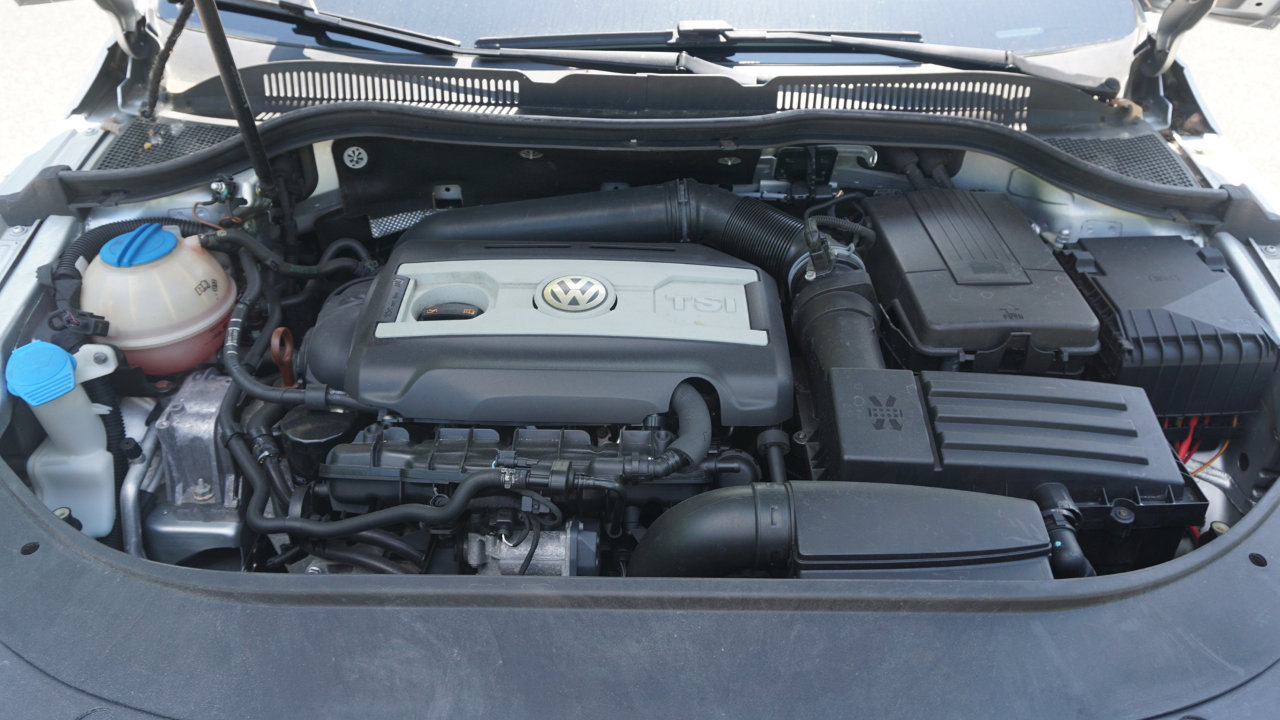 Used 2013 Volkswagen CC Sport Plus image 26