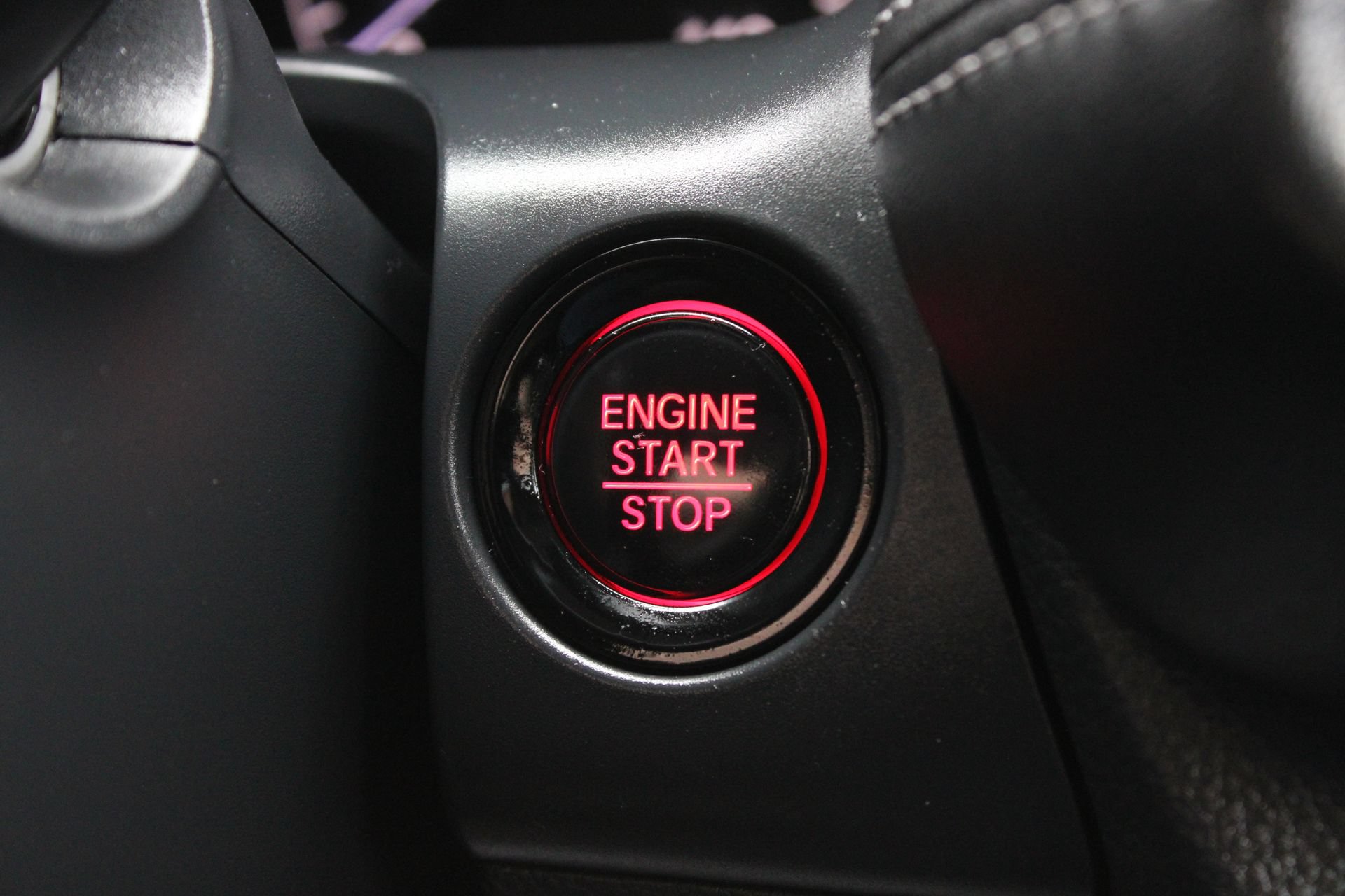 Used 2025 Honda HR-V EX-L image 34
