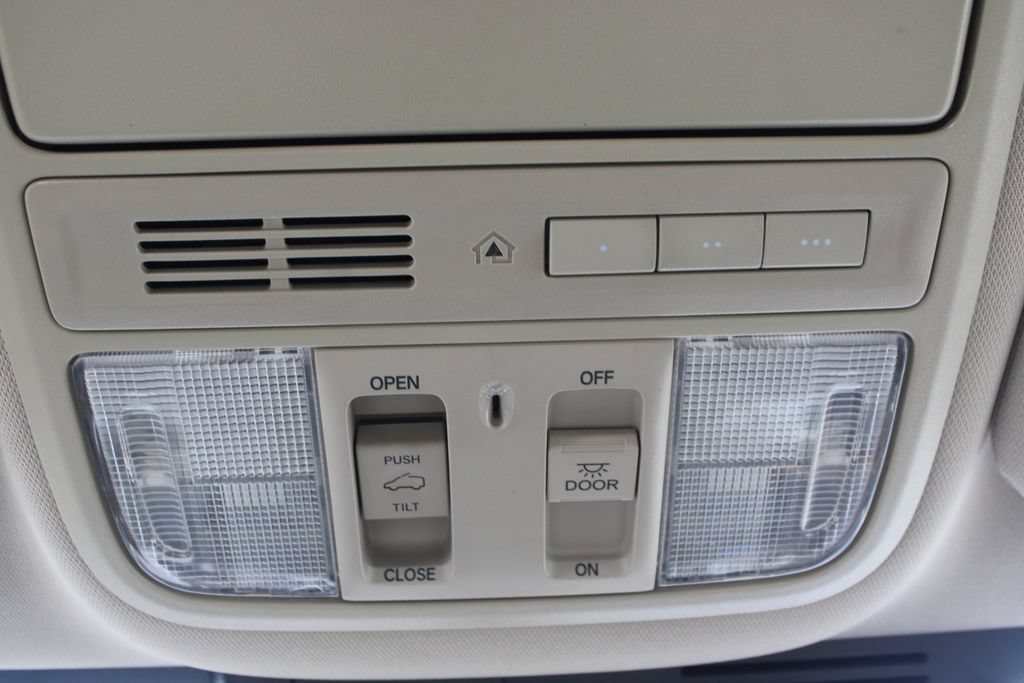 Certified 2018 Honda CR-V Touring image 29