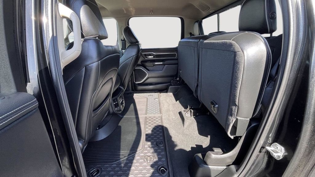 Used 2020 RAM 1500 Laramie image 32