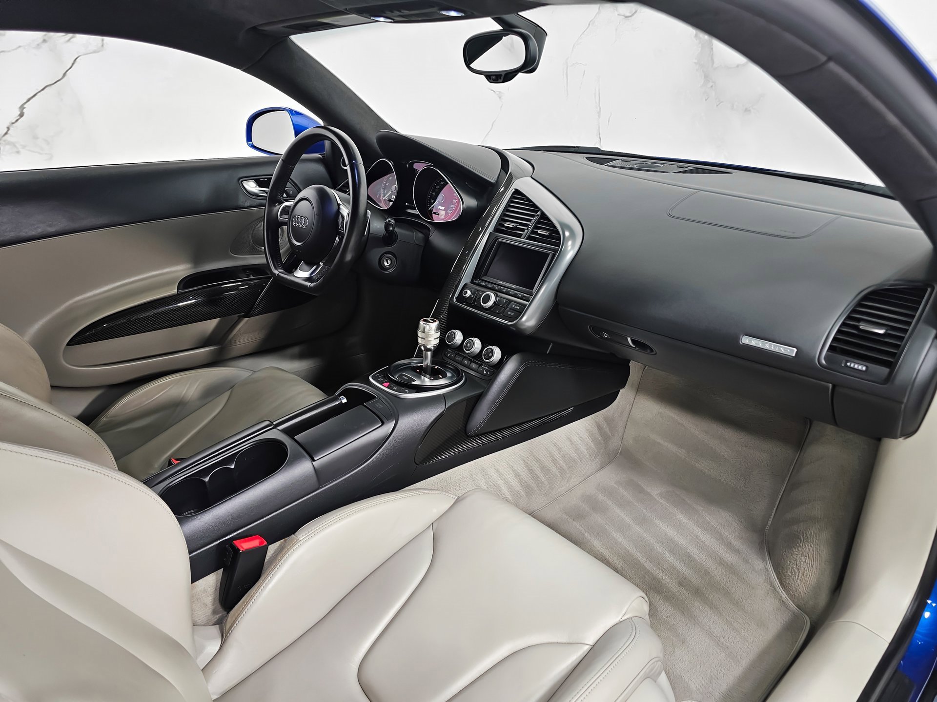 Used 2010 Audi R8 V10 image 19