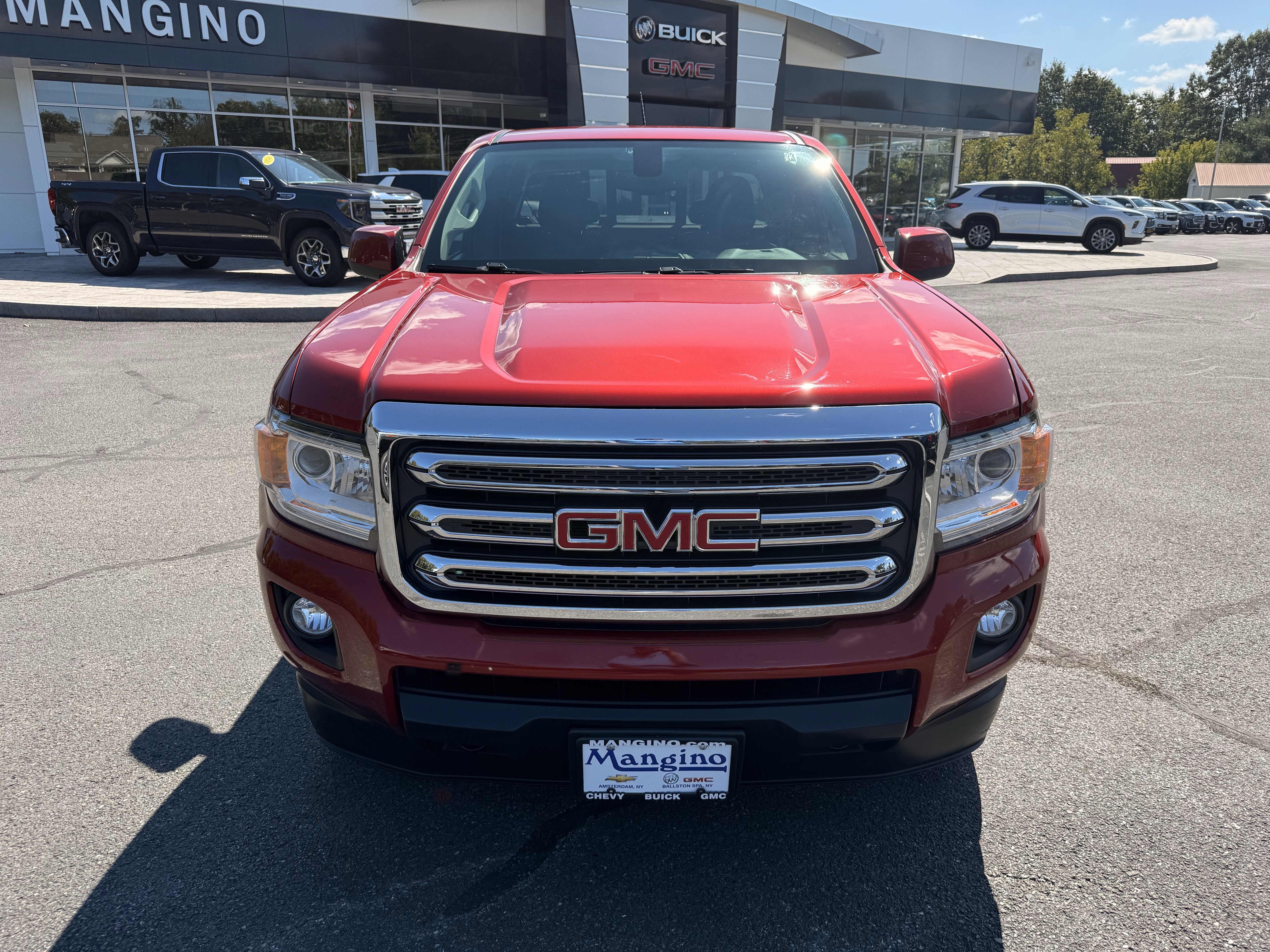 Used 2016 GMC Canyon SLE w/ SLE Convenience Package image 8