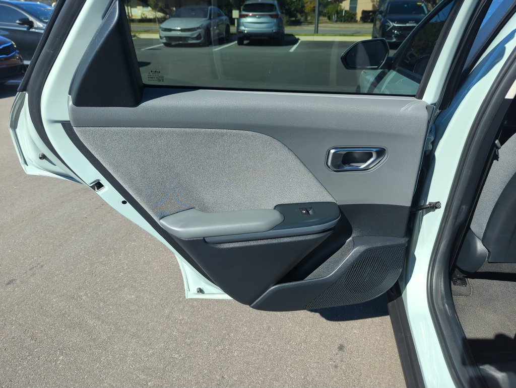 Used 2025 Kia K4 EX FWD image 27