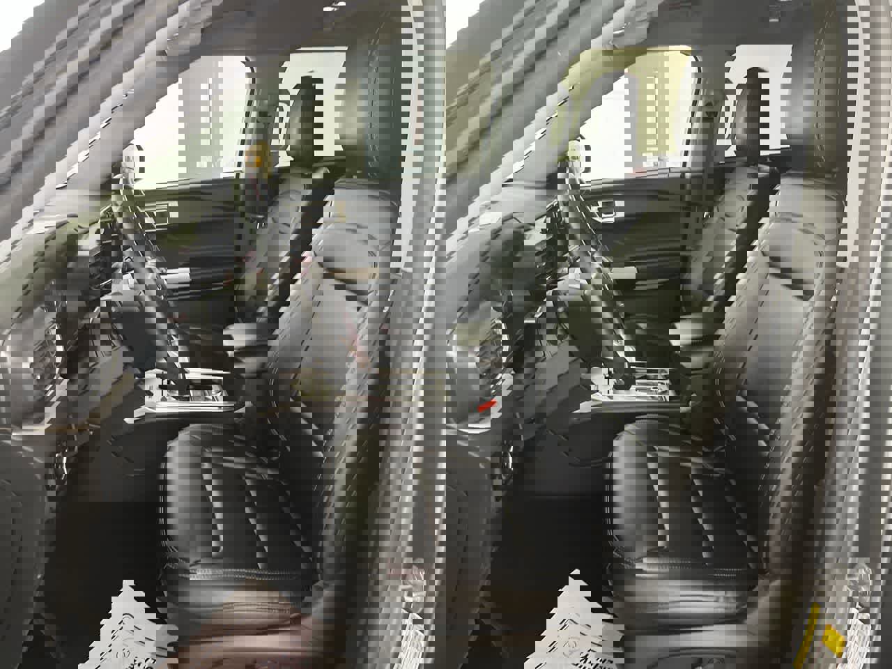 Used 2023 Ford Explorer XLT w/ Equipment Group 202A image 15