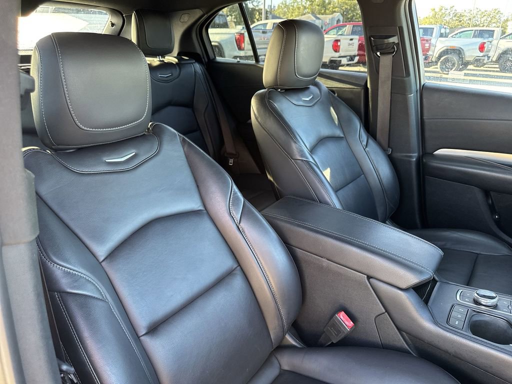 Certified 2020 Cadillac XT4 Premium Luxury image 32