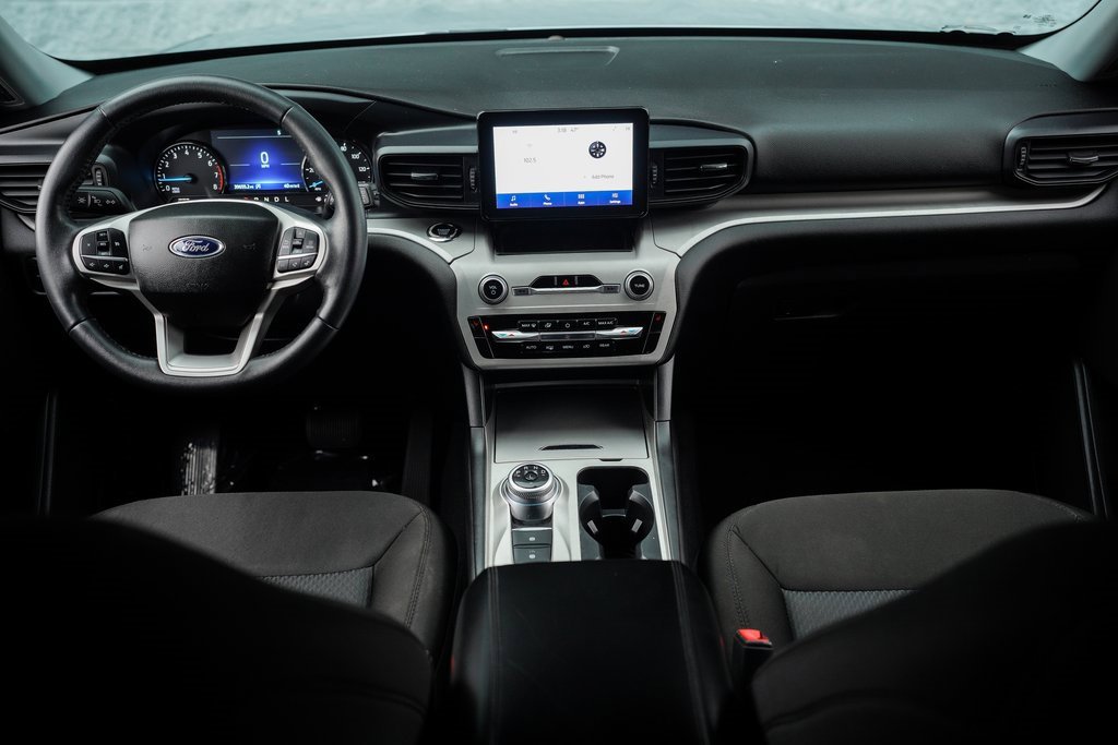 Used 2023 Ford Explorer XLT image 20