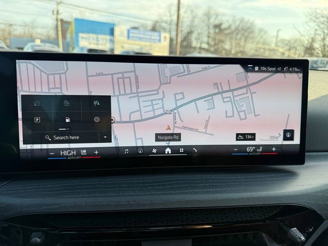 Certified 2025 BMW 330i xDrive Sedan w/ M Sport Package image 21