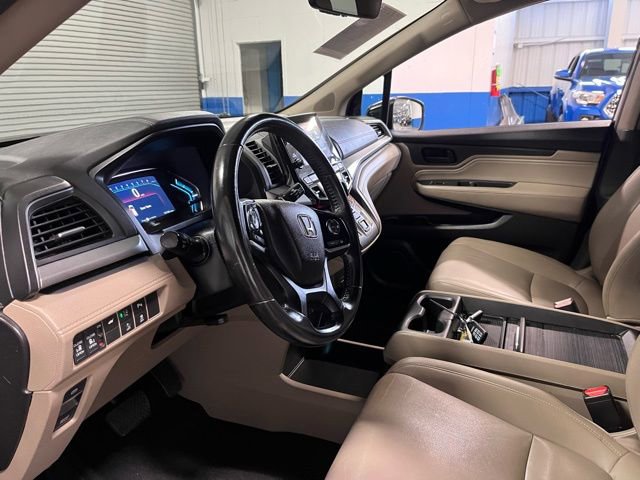 Used 2018 Honda Odyssey Touring image 19