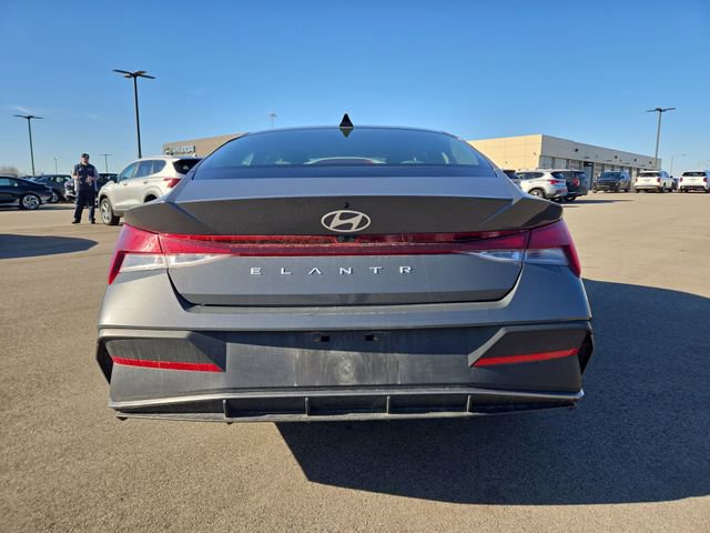Certified 2024 Hyundai Elantra SEL image 7