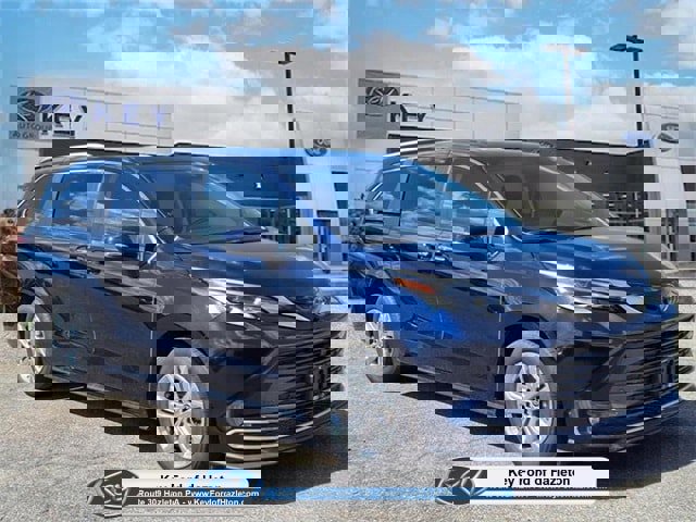 Used 2023 Toyota Sienna Platinum