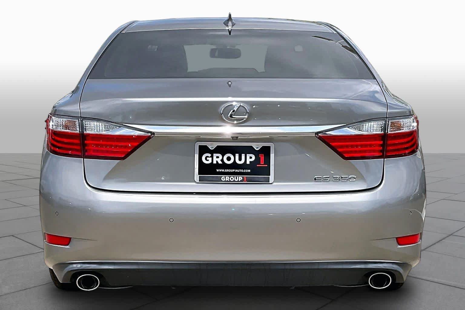Used 2015 Lexus ES 350 w/ Premium Package FWD image 5