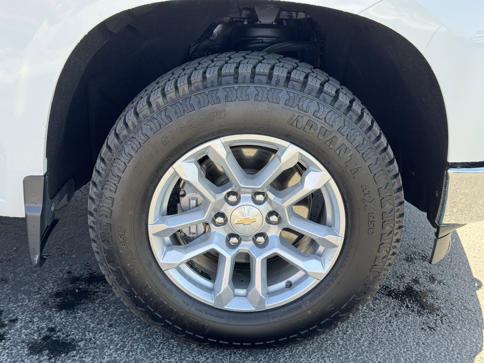 Used 2023 Chevrolet Silverado 1500 LT image 4