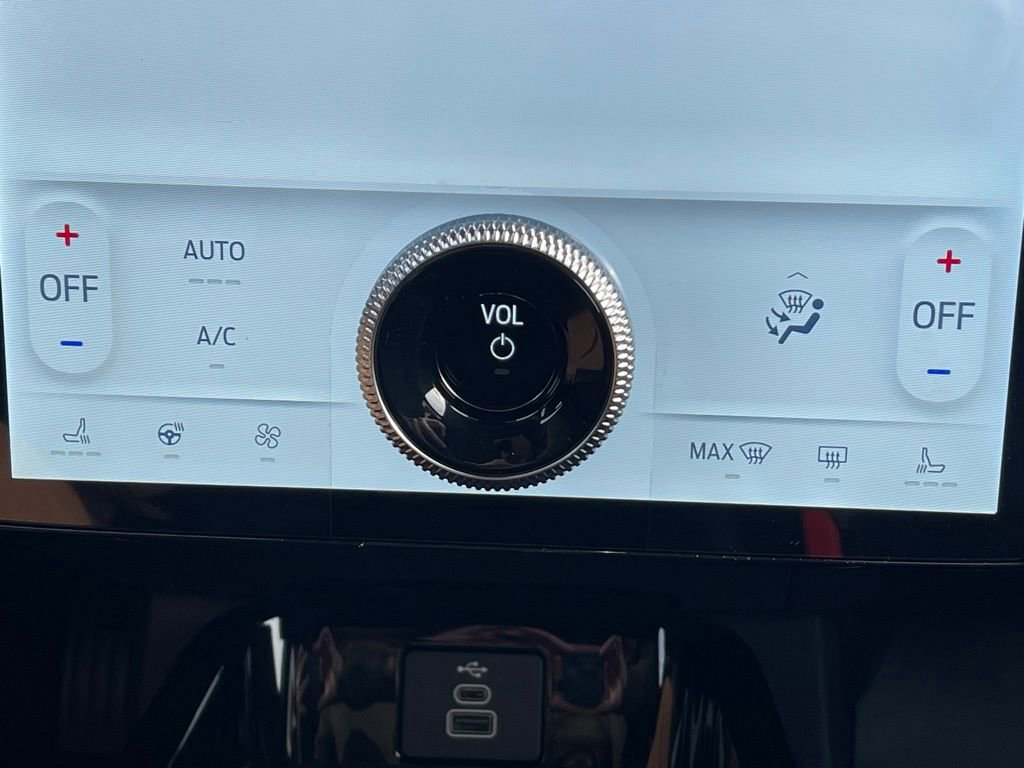 Used 2025 Ford Mustang Mach-E Select w/ Comfort Package Lite image 14