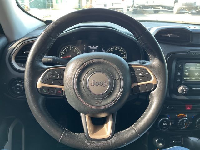 Used 2017 Jeep Renegade Latitude w/ Popular Equipment Group AWD/4WD image 35